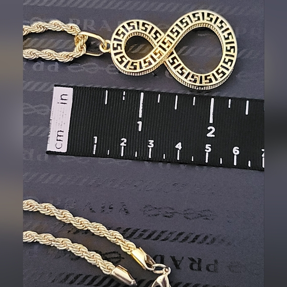Infinite Symbol Necklace - Picture 4 of 9